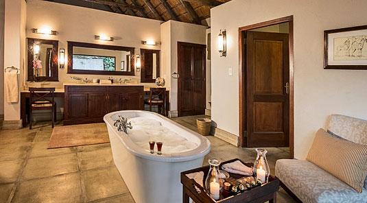 Savanna Suite bathroom outdoor shower Luxury Accommodation Savanna Private Game Reserve Sabi Sands Reserve Accommodation bookings